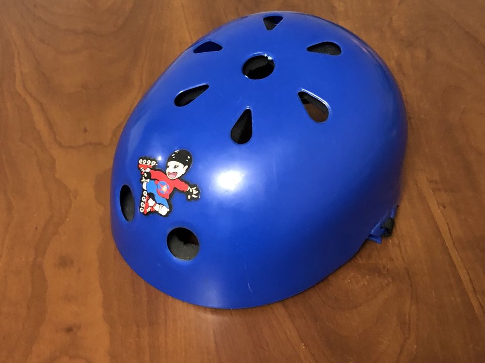 Шлем шльом захист  для роликів