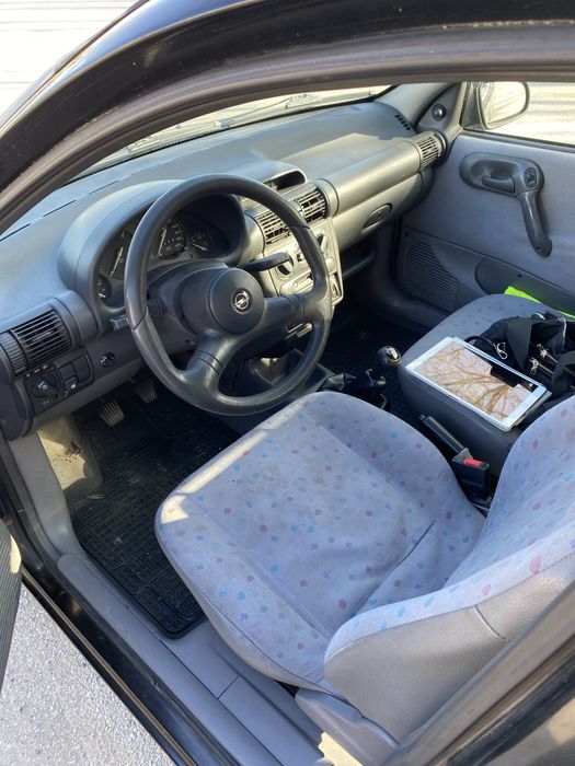 Opel Corsa 1.5 TD, Isuzu, 5 lugares de 1997