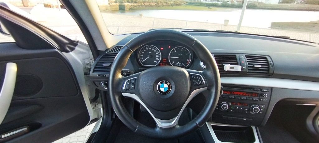 BMW E82 de 2012 só 160 mil klm