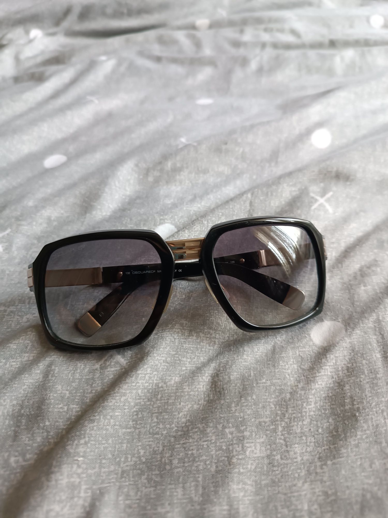 Солнцезащитные очки DSQUARED 2