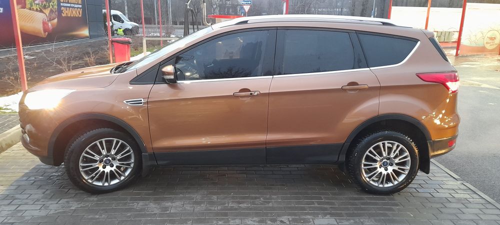 Ford Kuga Titanium 2.0 tdci 2013