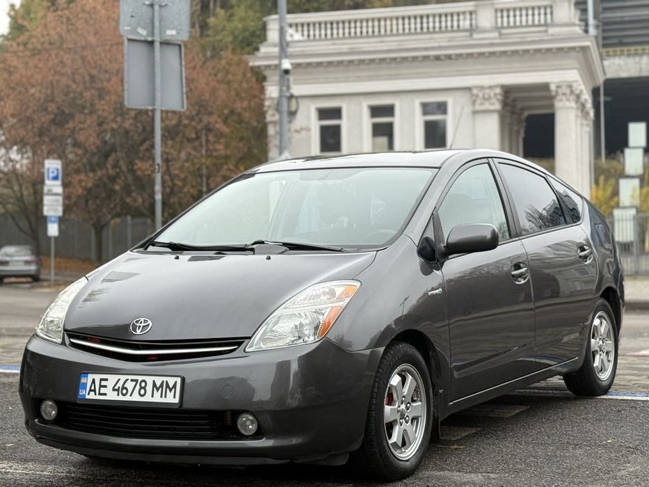 Toyota Prius в отличном состоянии