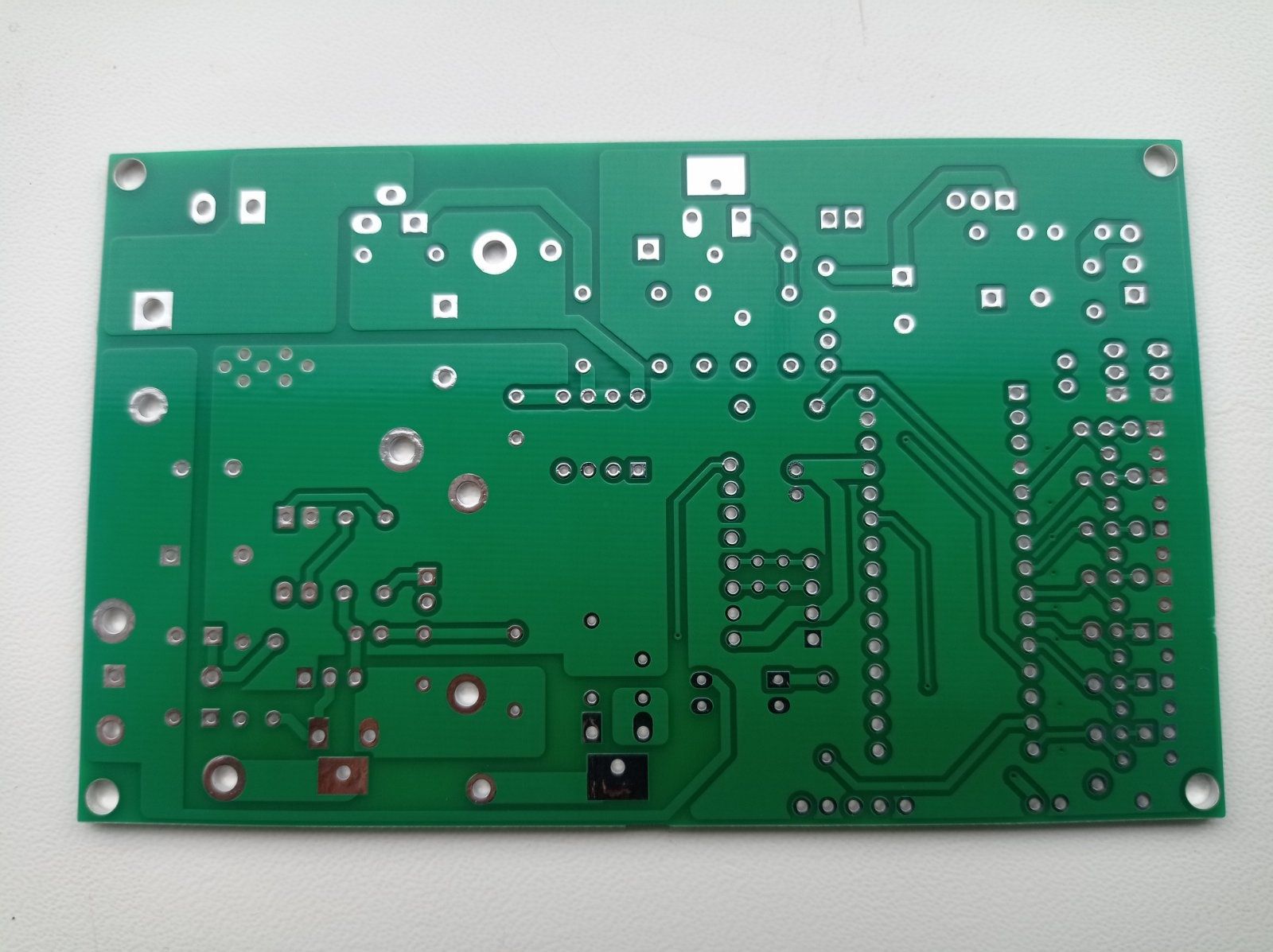 Плата модульного зарядного пристрою для АКБ на Arduino ViktoRi v1.6.2