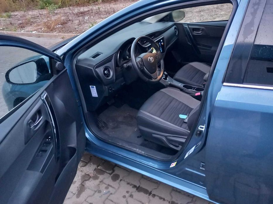Auris kombi 1.8 hybrid panorama serwis ASO oryginalny przebieg
