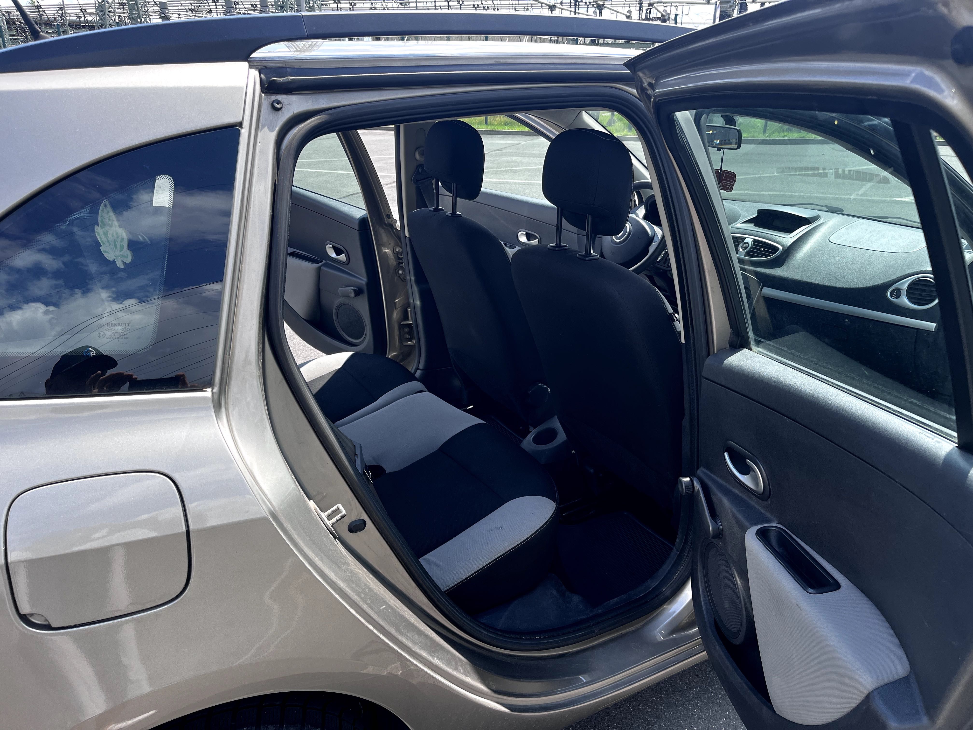 Renault Clio 2012 rok 1,5 tdi  przebieg 225000 tyś