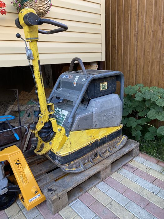 Оренда бетономішалка та іншого Ужгород.Можлива доставка