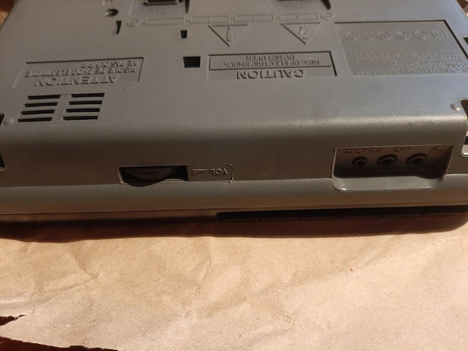 Магнитофон касетный SONY