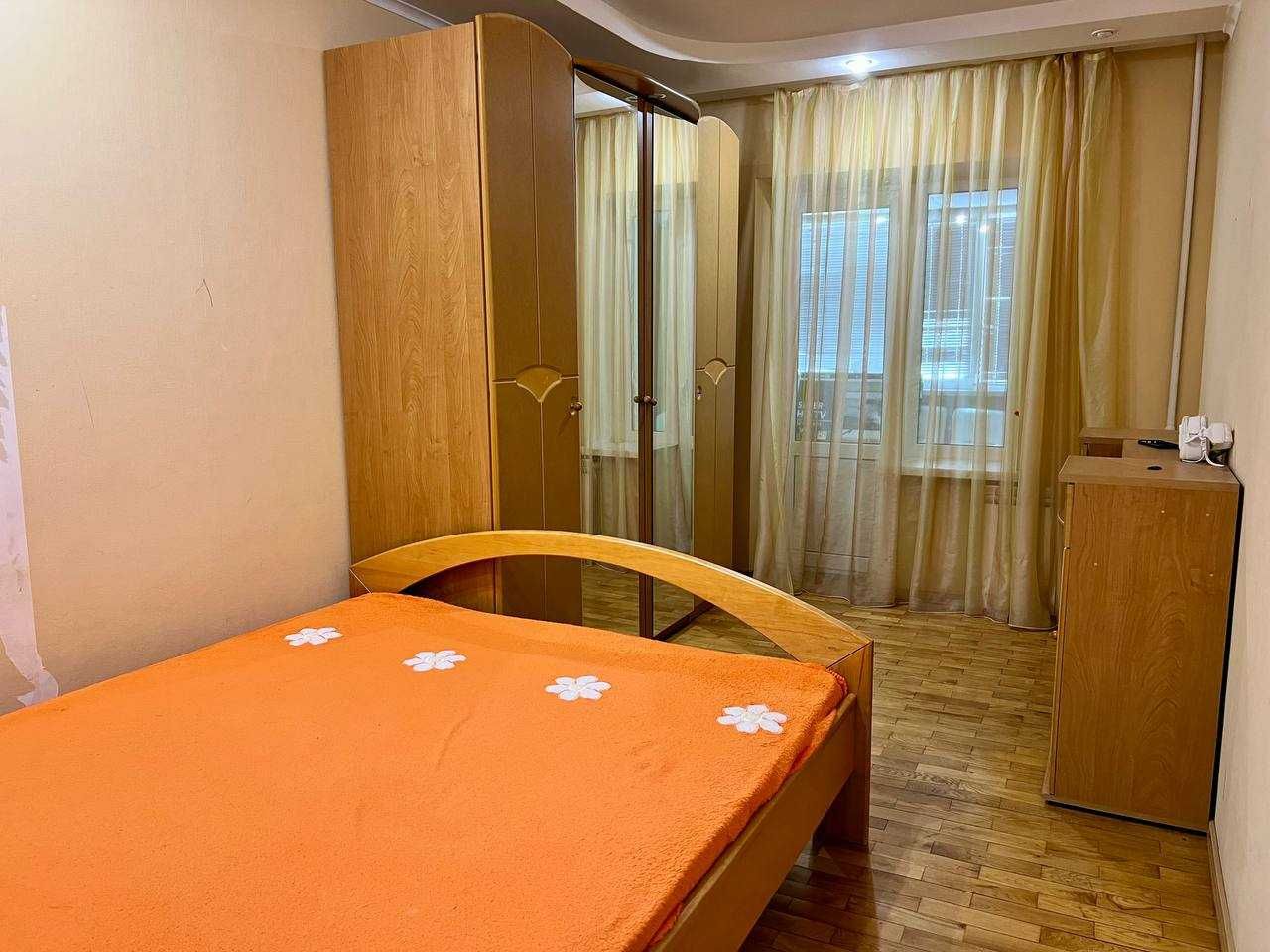 Продам 3х комнатную квартиру район "Ромакса"