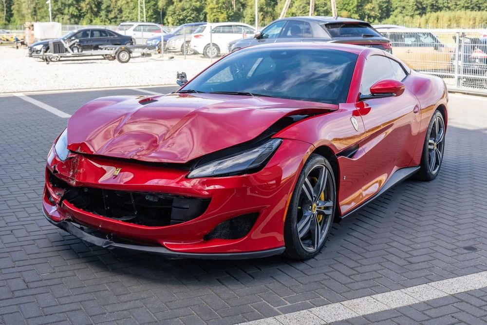 Ferrari Portofino Uszkodzony * w Kraju