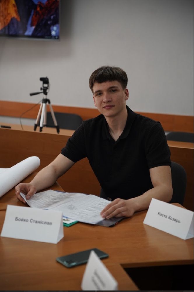 Репетитор для дітей та початківців з англійської мови. ENGLISH tutor