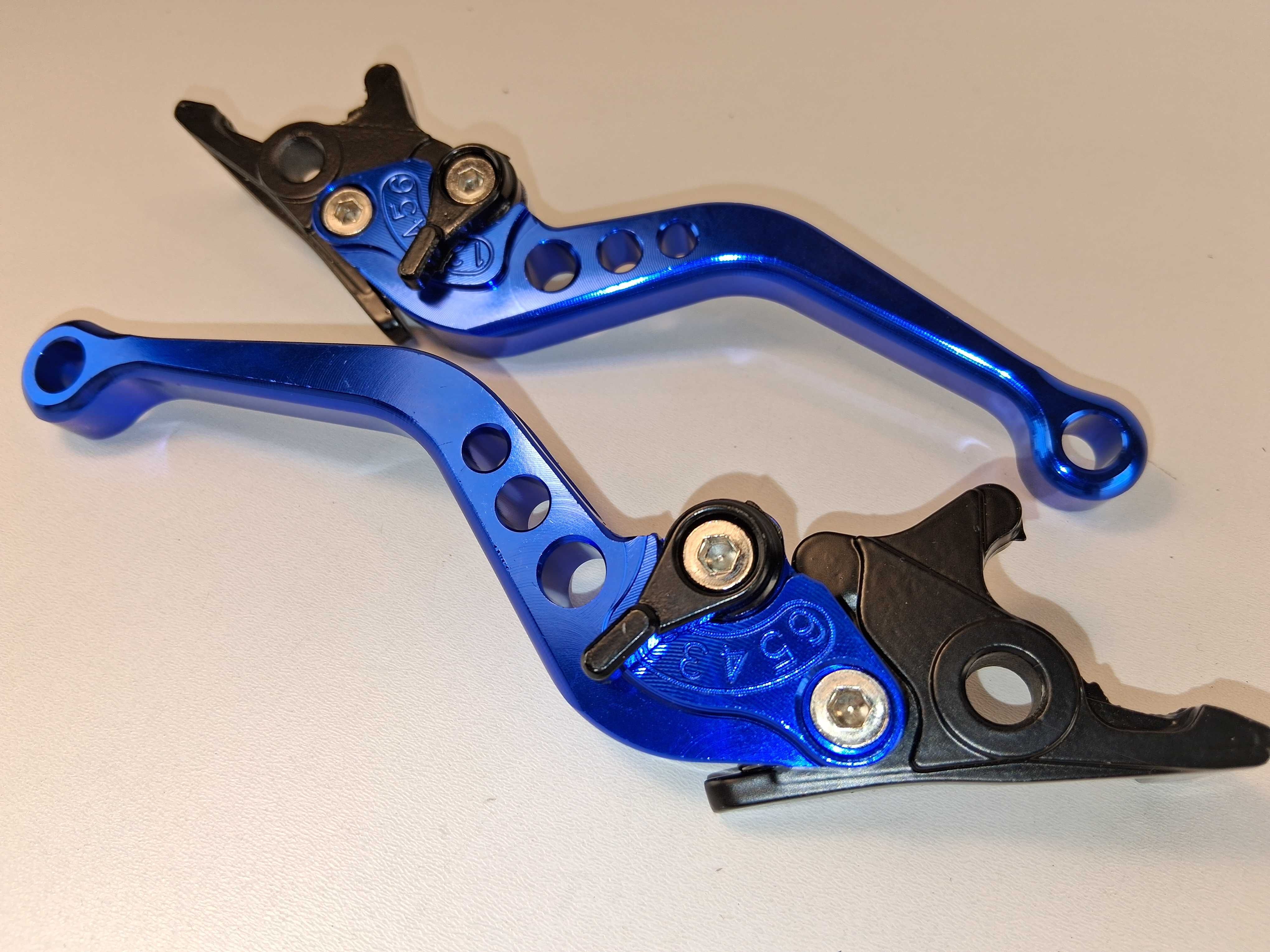 E019 Regulowane Dźwignie Hamulca Sprzęgła Niebieskie Motocykl 2 Sztuki