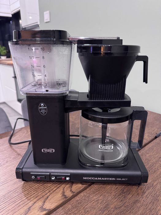 Ekspres do kawy Moccamaster Select + młynek Wilfa Svart WSCG-2