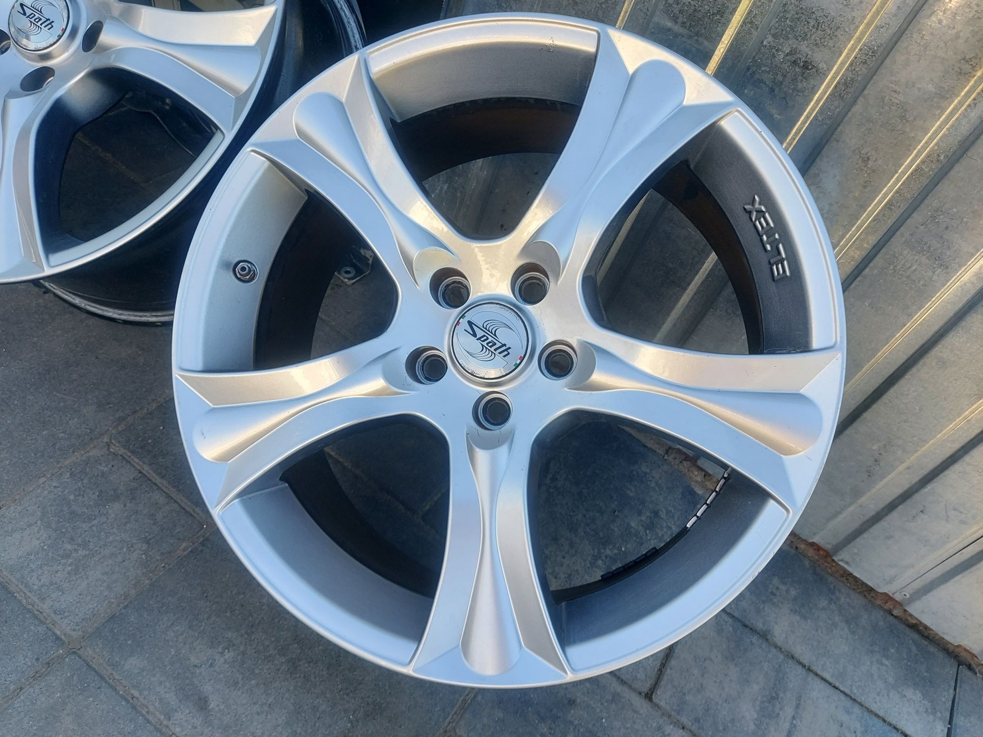 Alufelgi 18 cali 5x108 Ford Volvo TPMS