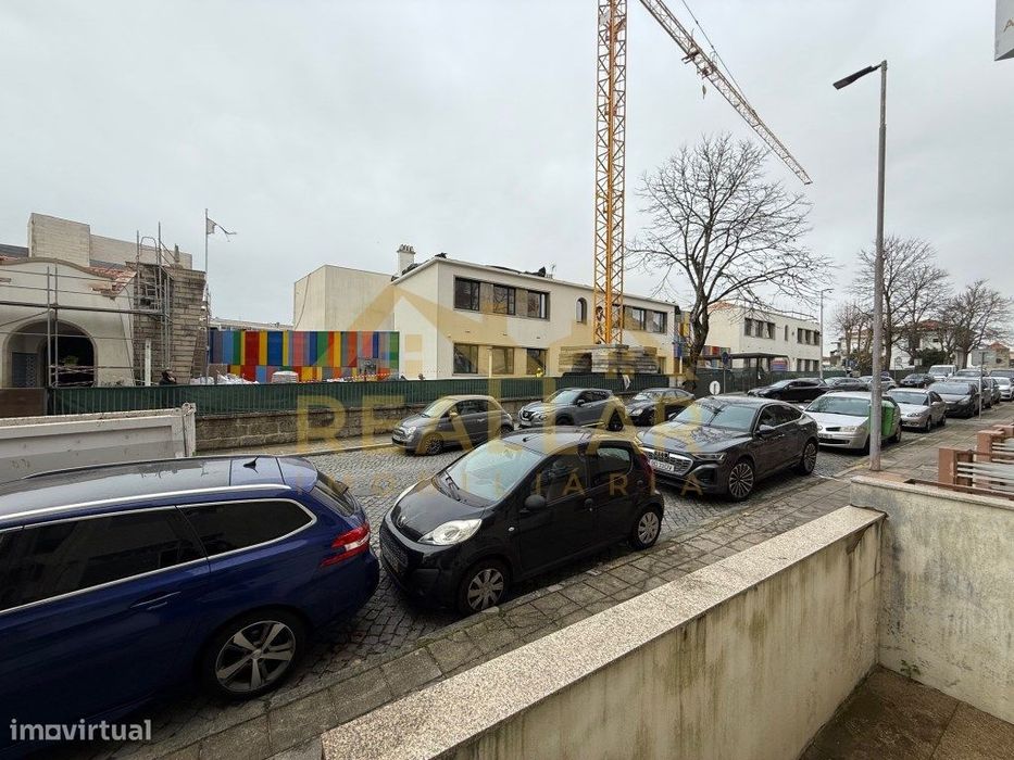 Moradia em Banda T5 para Restauro no Centro de Vila do Conde