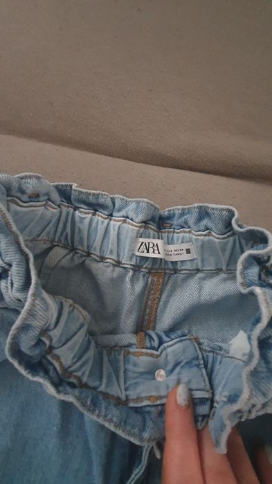 Dżinsy damskie Zara
