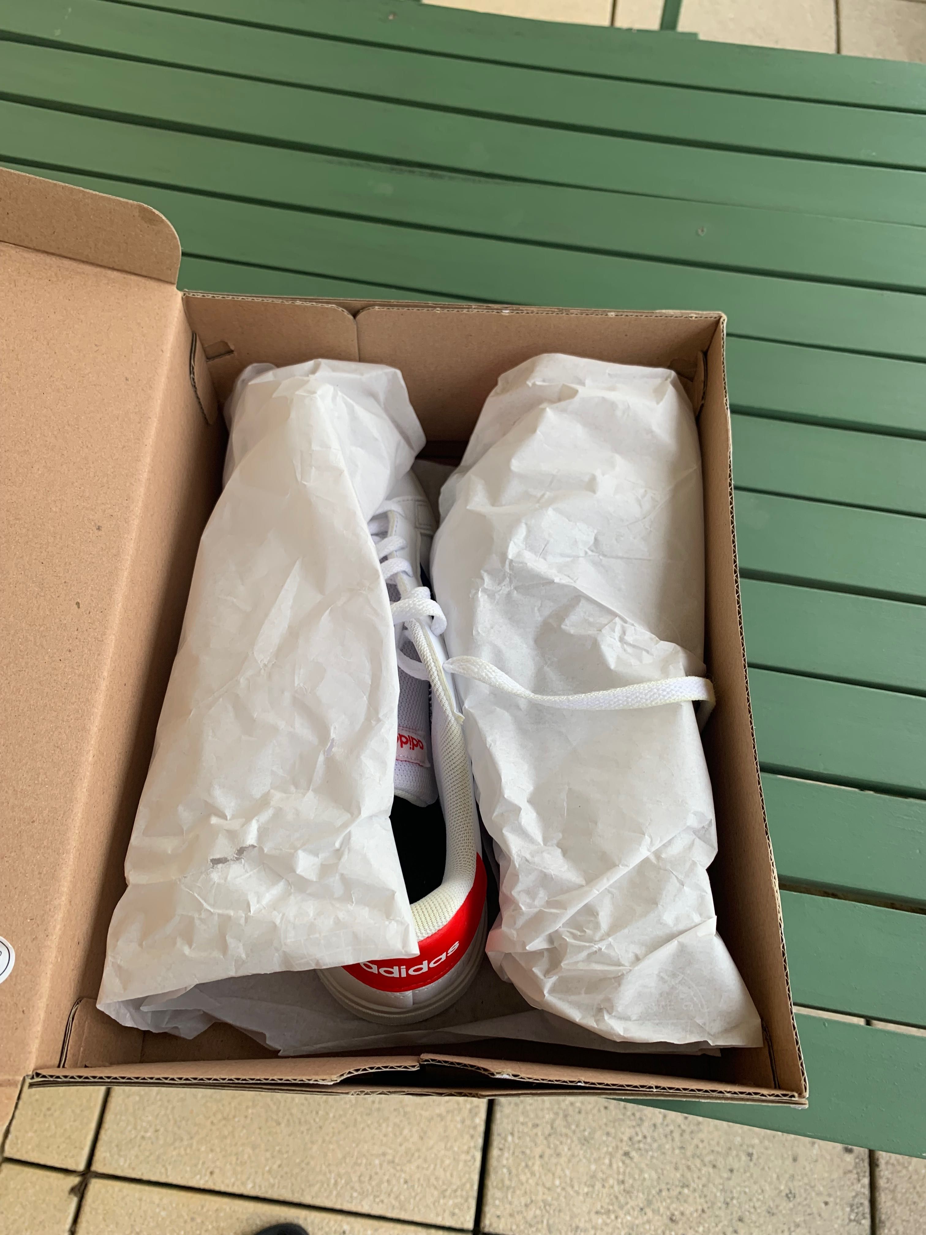 Sapatilhas adidas , tamanho 38, crianças / jovem