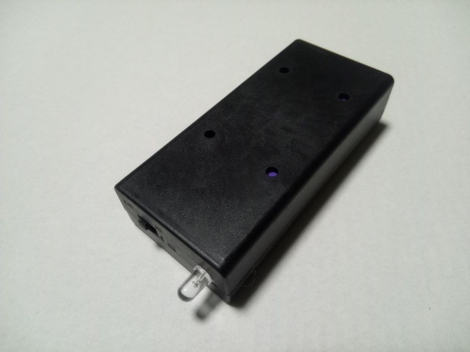 Вічна свічка. Кейс для 18650 + модуль зарядки.