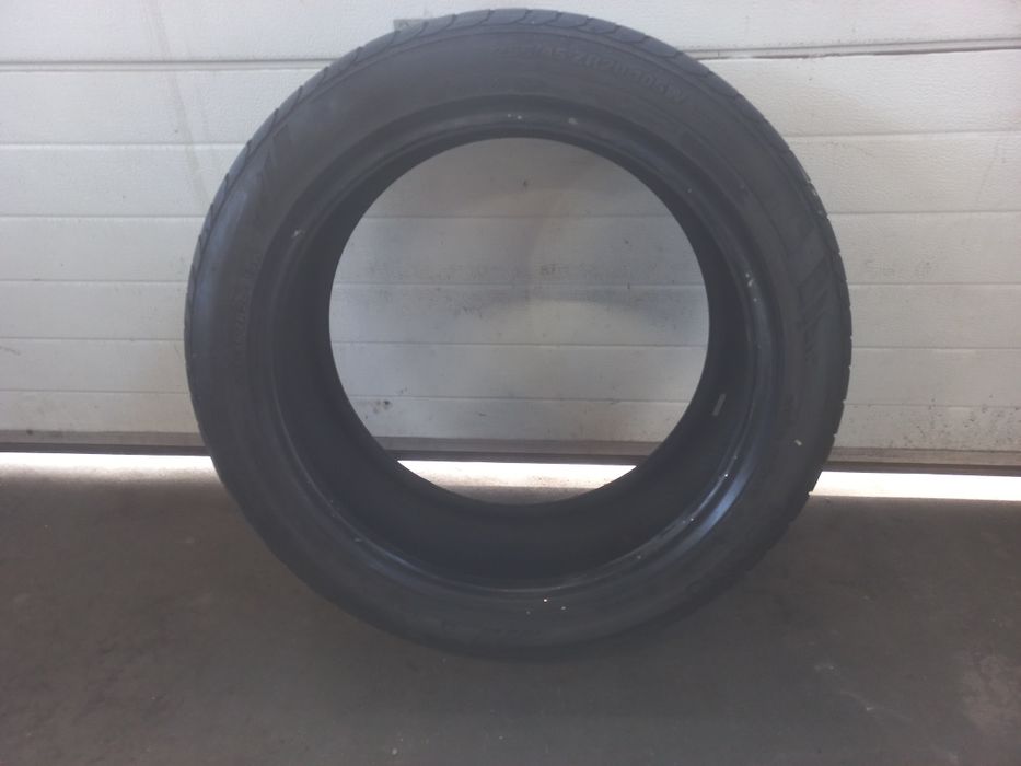 Opony letnie Kumho 255/45/20 105W