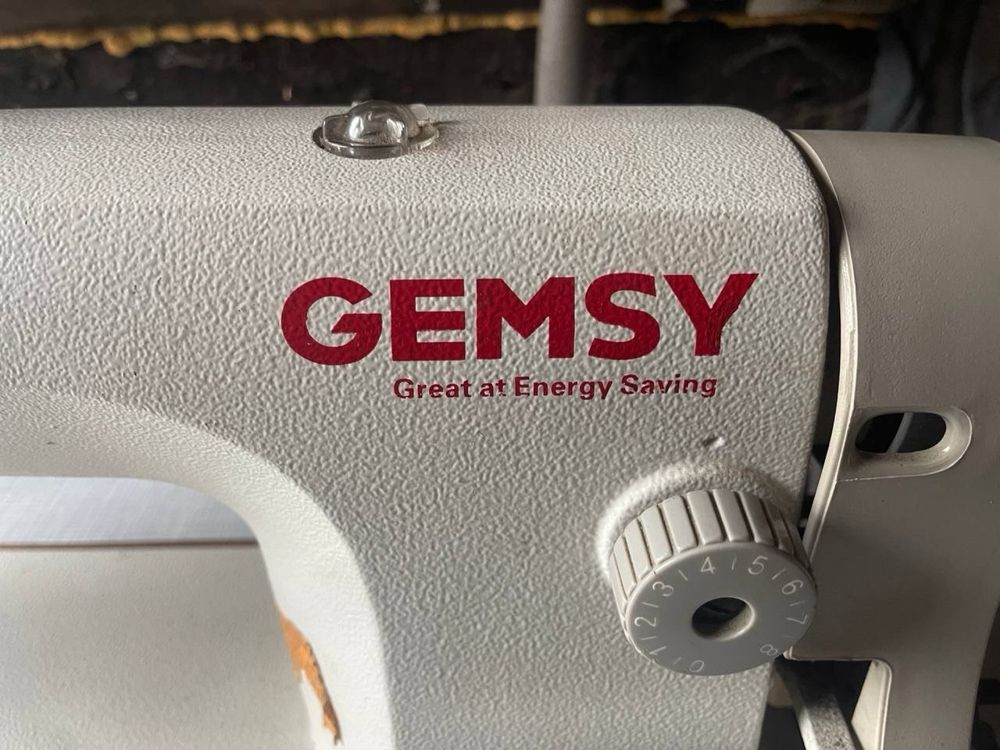 Швейна машинка GEMSY GEM8900 H