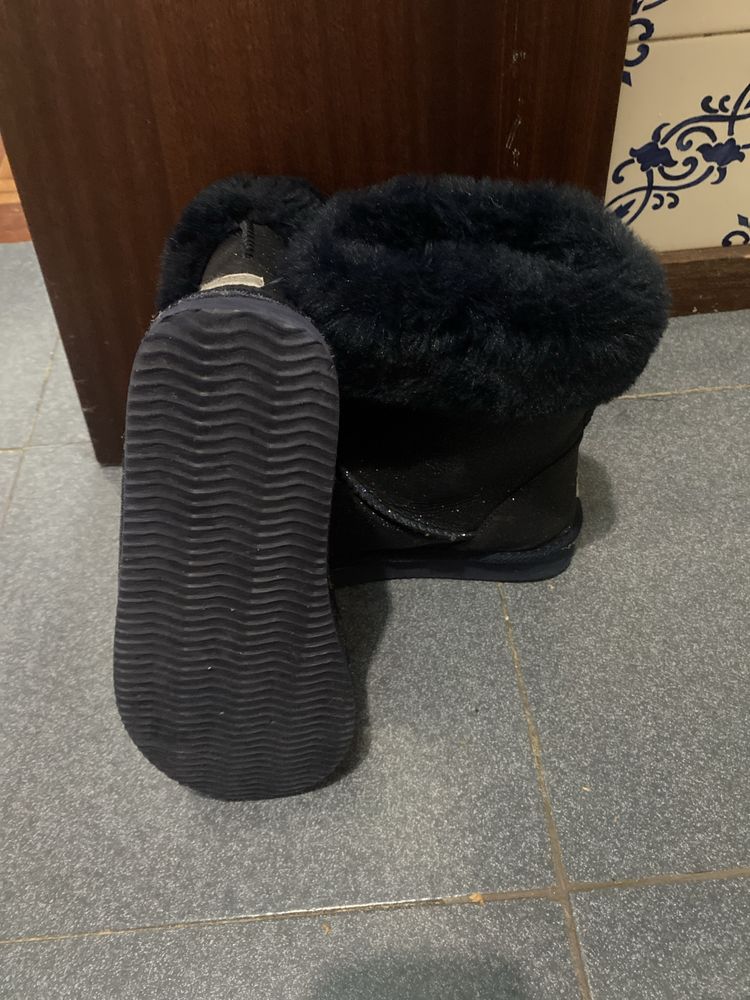 Vendo sapatilha marca mo numero 35