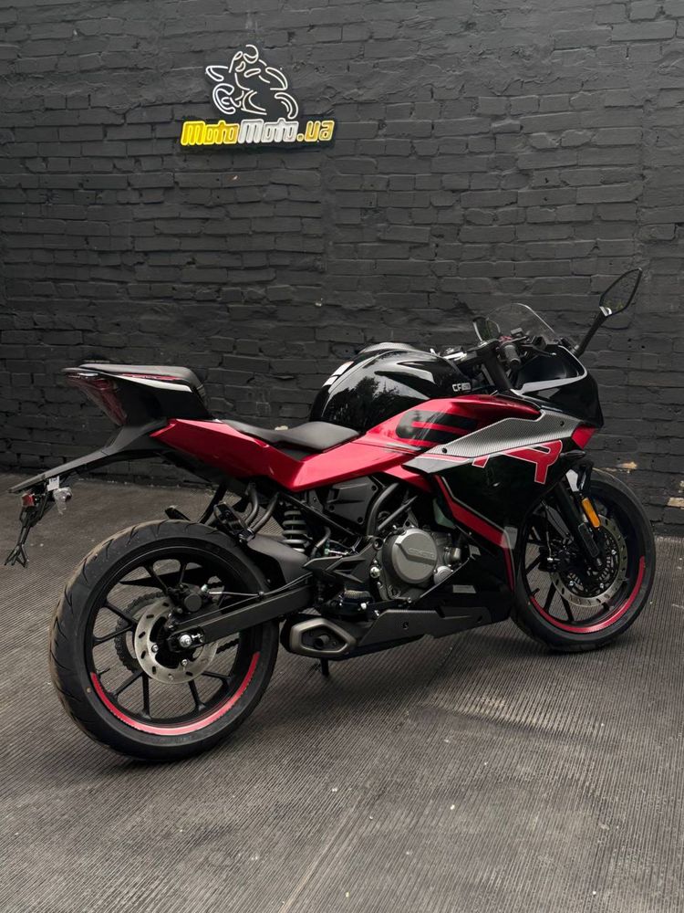Мотоцикл CFMOTO 250SR LITE на Інжекторі