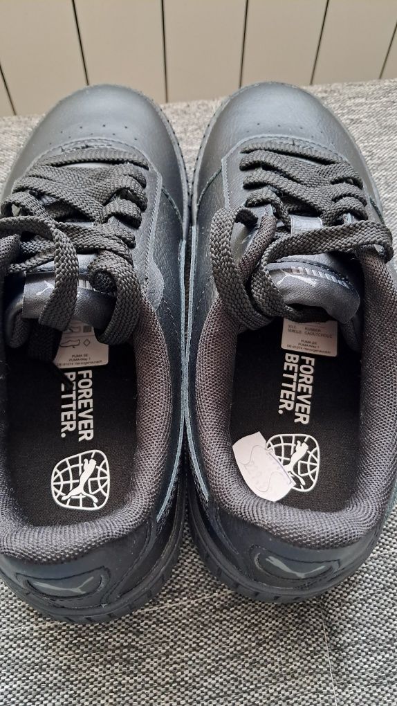 Nowe czarne Puma sportowe buty