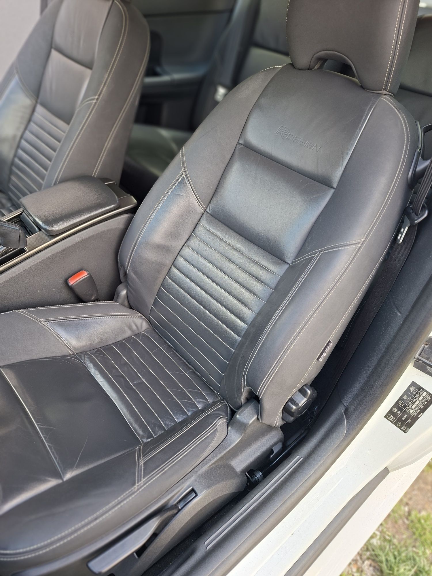 Volvo C30 r design polift