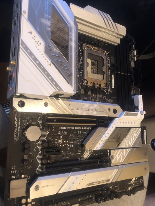 Płyta główna Asus Strix Z790-A Gaming Wifi DDR5