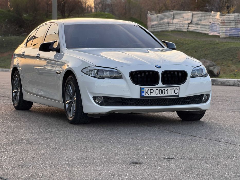 BMW 5 Series 2013  ДИЗЕЛЬ полный привод