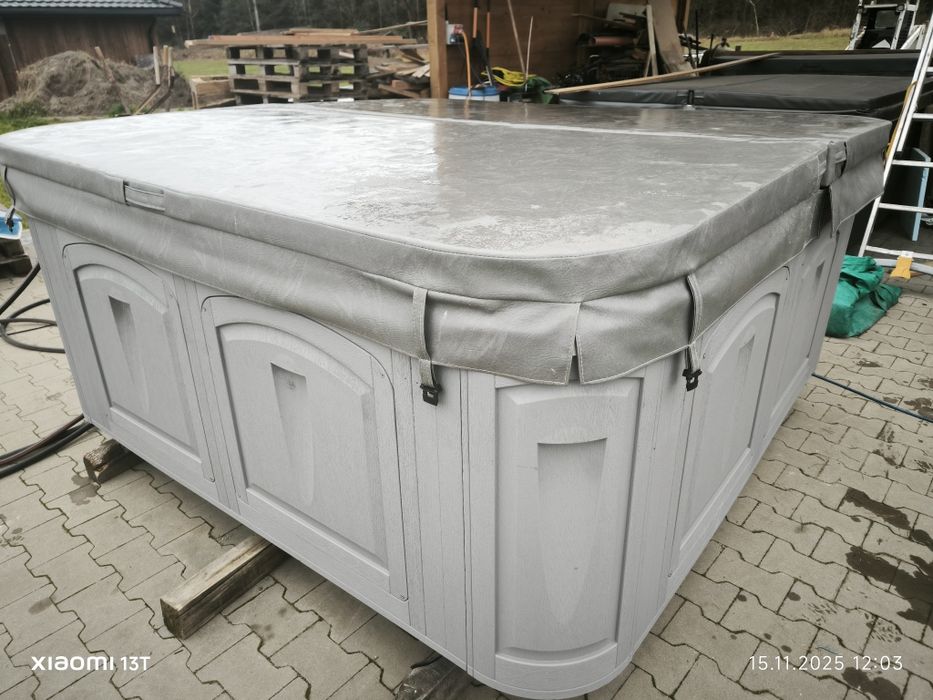 Luksusowe Mocne Jacuzzi Ogrodowe 5 pomp Bardzo Mocne