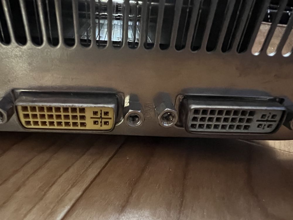 Видеокарта Asus EN 9600GT, 512 Mb