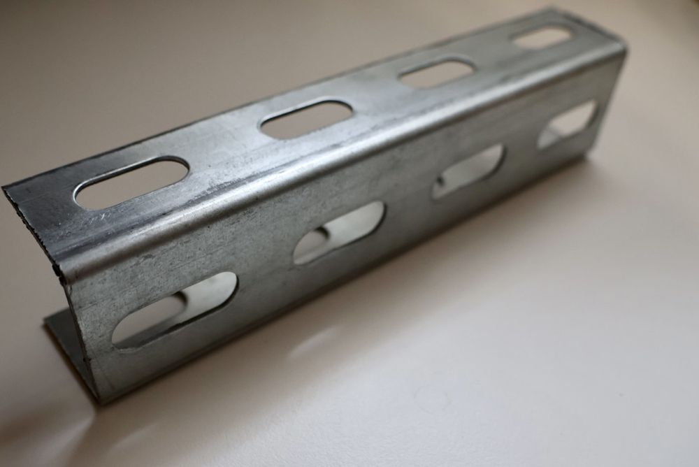 Кріплення для сонячних панелей