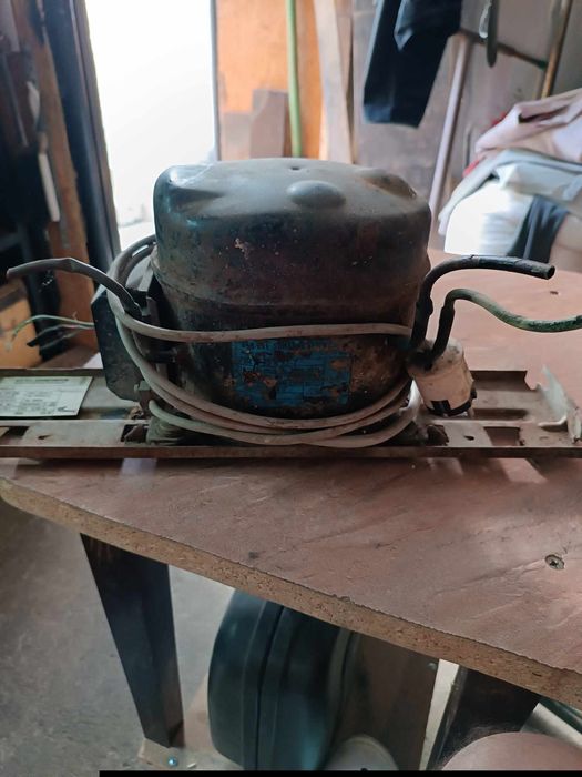 Компресор до холодильника