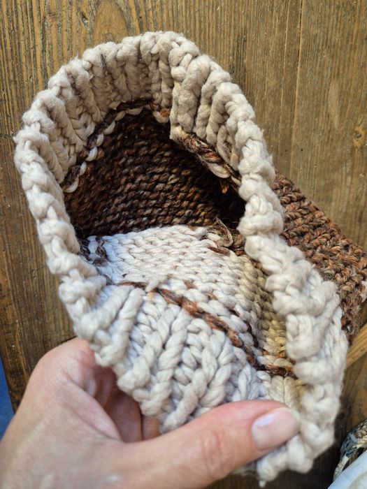 Czapka zimowa vintage młodzieżowa dziecięca brązowy miś z uszami