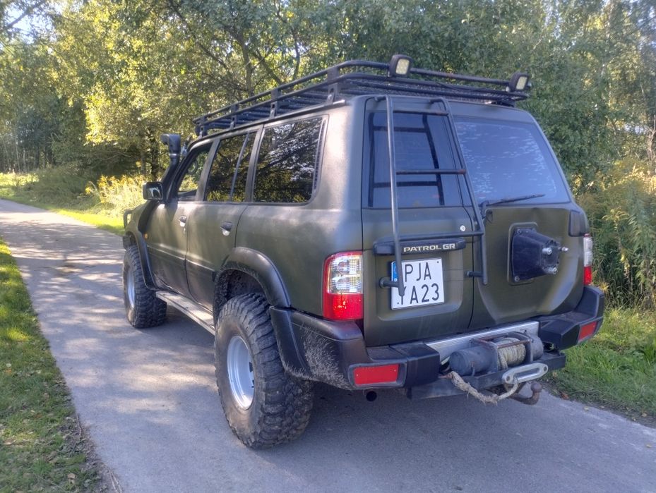 Nissan Patrol y61 2.8 TD 4x4