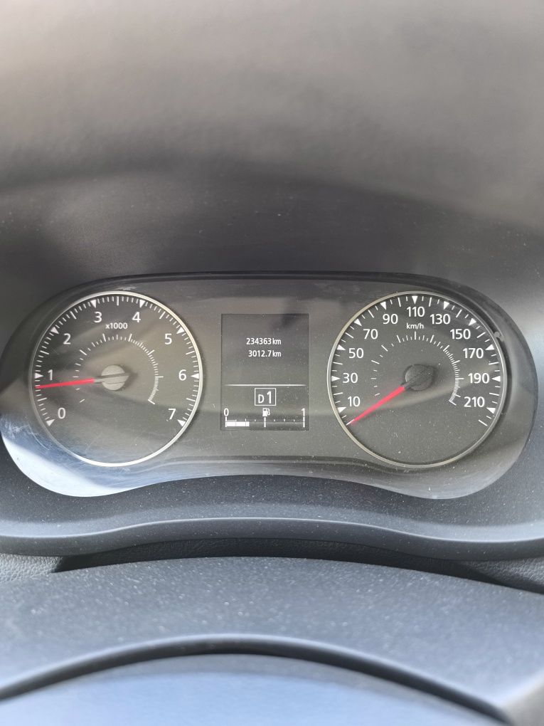 Vendo Renault Master 150 automático L3H2