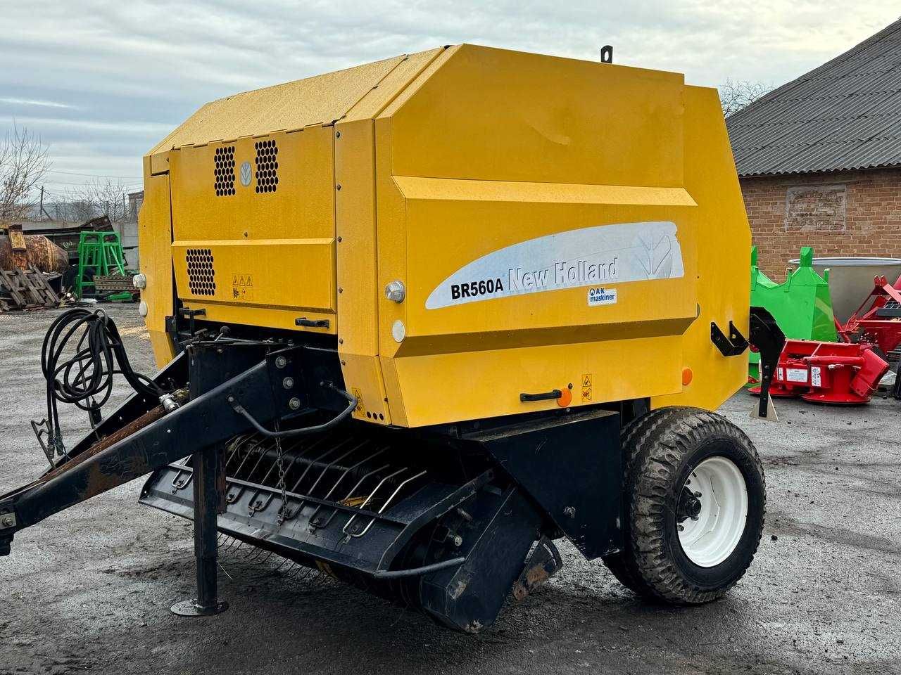 Пресс-подборщик, прес підбирач рулонний NewHolland BR560A як новий!