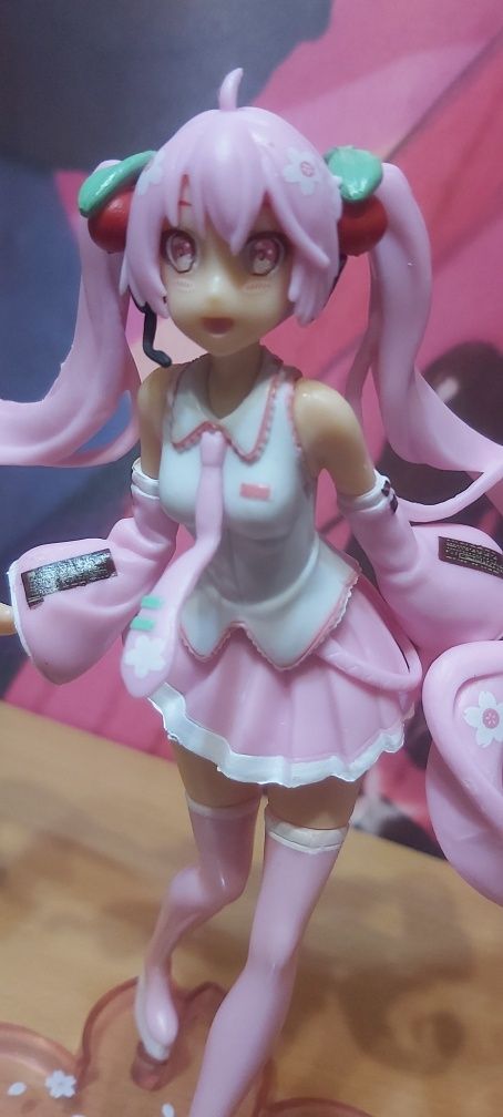 Figurka anime sakura miku