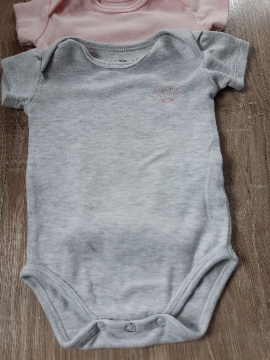 Body dla dziewczynki 5.10.15 r.62