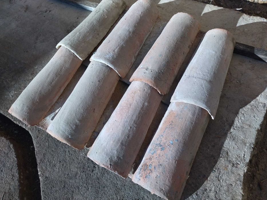 Telhas rústicas regionais lavadas com máquina de pressão