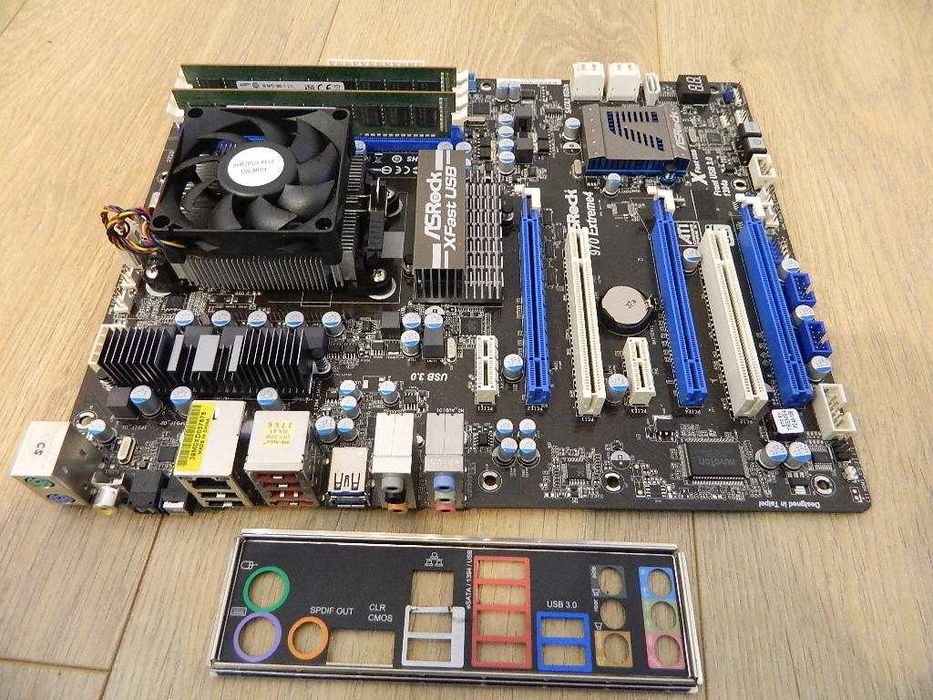 Asrock 970 Extreme z procesorem Sempron X2 190 i 8GB DDR3