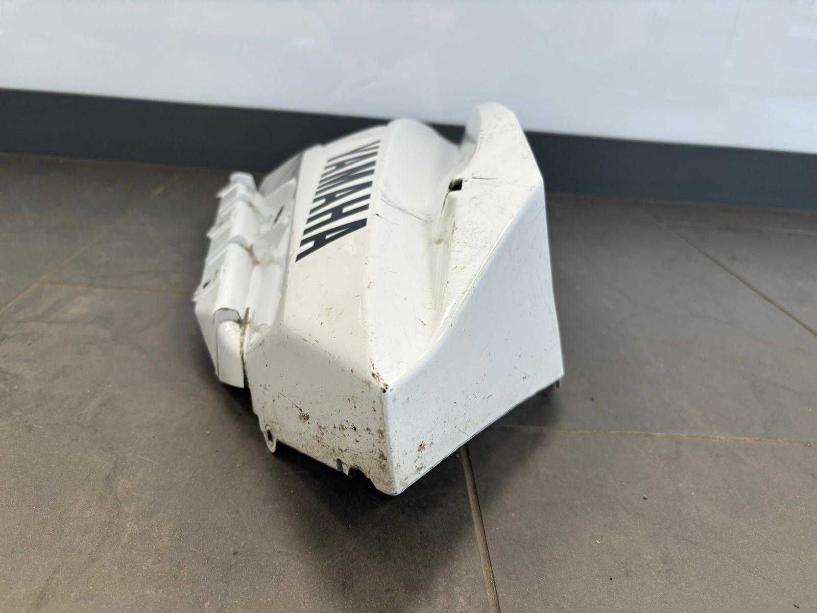 Pług prawy Owiewka Yamaha YZF-R125 [2]