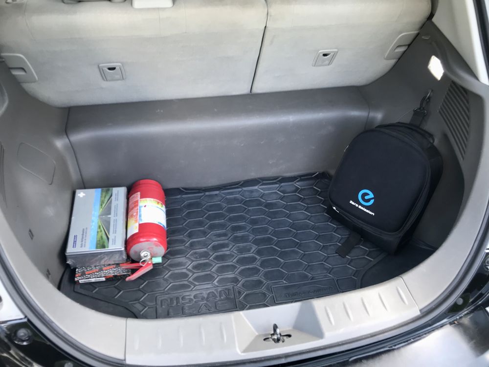 Продам Nissan Leaf SV 24 kw с Webasto