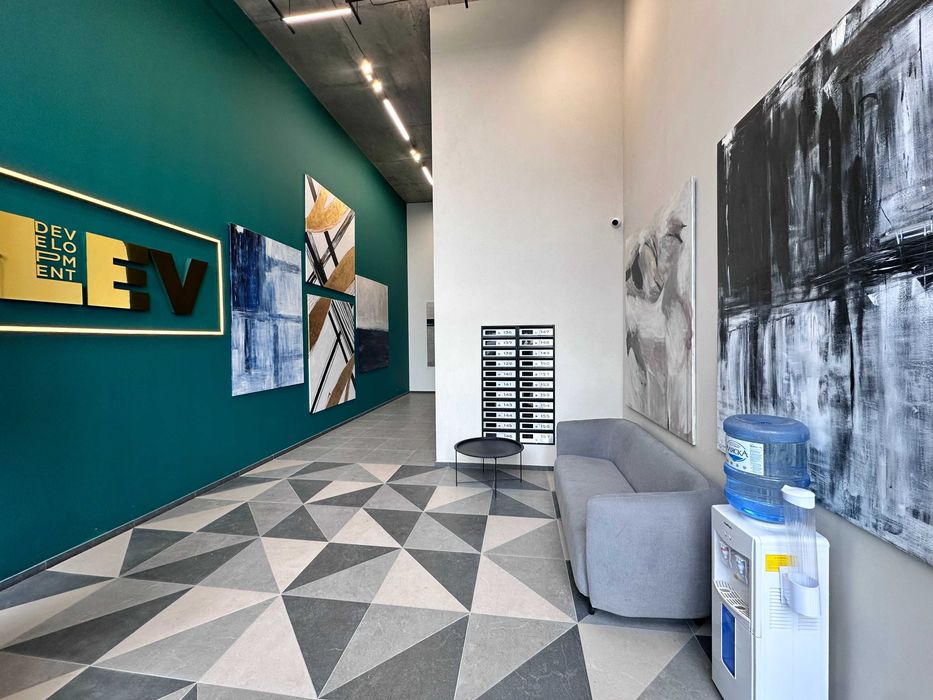 Простора 1к квартира з ремонтом. Львів новобуд. Малоголосківська.