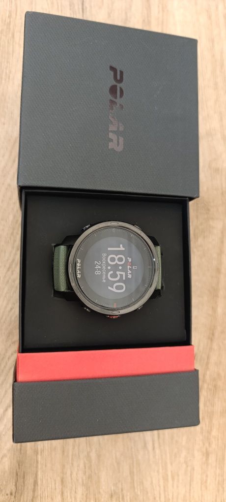 Polar Grit X мультиспортивний годинник
