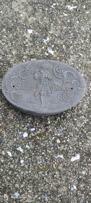 Stare pudełko - puszka