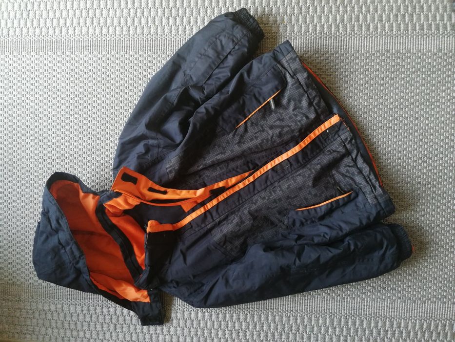 Kurtka narciarska rozm. 122/128