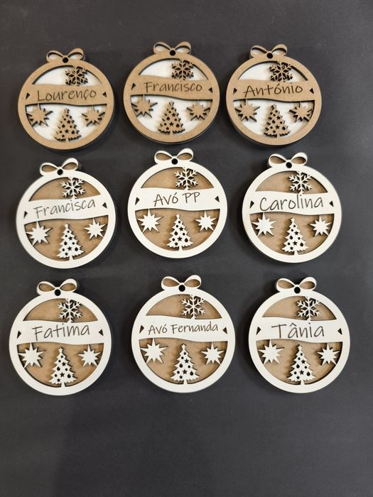 Bolas Natal cortadas a laser em MDF.