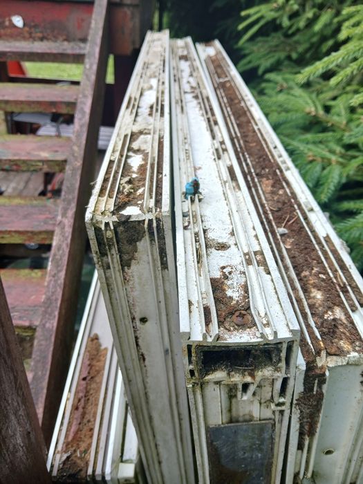 Okna PCV  różne  białe