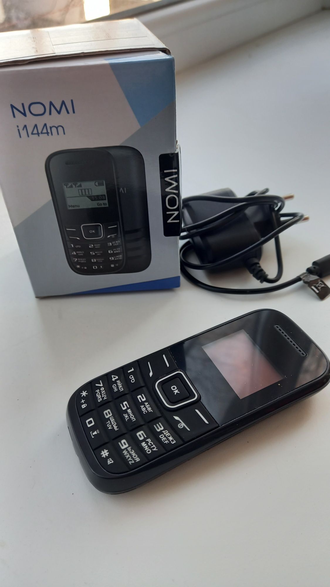 Мобильный телефон Nomi i114m